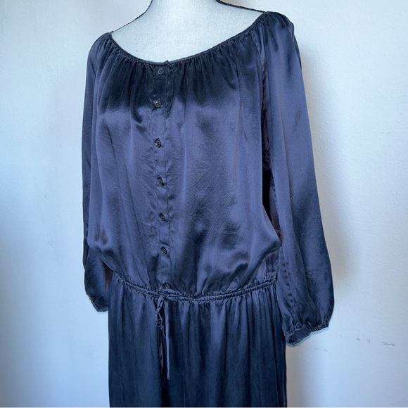 BCBG MaxAzria 100% Silk Navy Drop Waist Blue Midi Relaxed Fit Dress Small - Picture 9 of 13